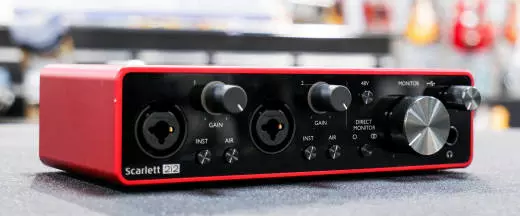 Focusrite - Scarlett 2i2 3rd Generation USB 2.0 Audio Interface